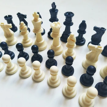 32 шт Портативных пластиковых шахматных фигур Набор международных шахматных фигур Стандартные шахматные фигурки для турниров для взрослых или детей