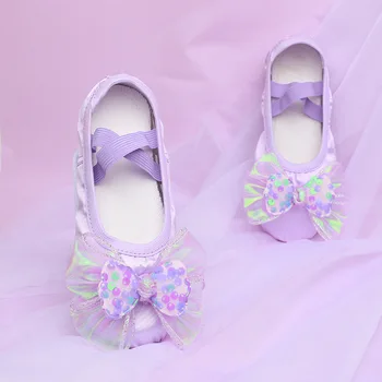 Голубая, розовая, фиолетовая танцевальная обувь для девочек, мягкая подошва, детская балетная танцевальная обувь, Милые сценические туфли с кошачьими лапками, Аксессуары с бантом.