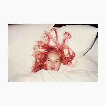 Кейт Мосс Розовые Волосы Плакат Ситкер для Печати Детская Комната Наклейки Ноутбук Стены Окна Автомобиля Бутылки С Водой Аниме Фон Декор