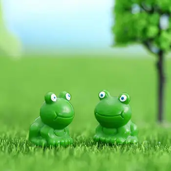 Маленькие статуэтки лягушек, Очаровательные мини-фигурки зеленых лягушек, яркие садовые статуэтки компактного размера, Восхитительные игрушки-модели животных-лягушек