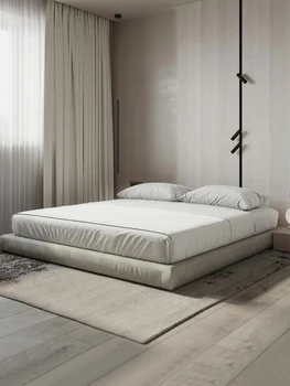 Скандинавская минималистичная кровать без спинки, небольшой двухуровневый блок для хранения вещей на втором этаже